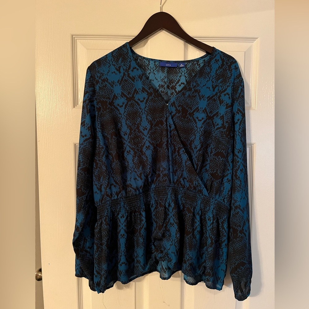 🐠Apt 9, Shirt. 100 Percent Polyester. New.